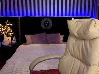 missrossi from CamSoda