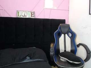  valentinaluxee chat room