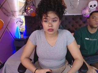 annielii Live Webcam on CamSoda