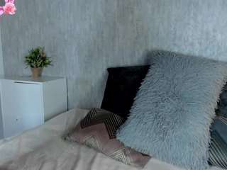 anniie-evans live cam profile