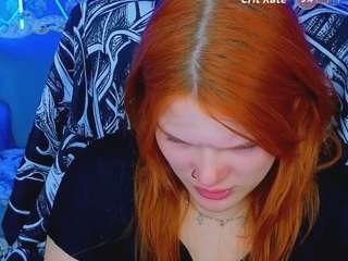 clumsynana's CamSoda show and profile