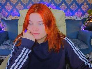ClumsyNana live cam preview