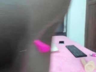 leamonroy live cam profile