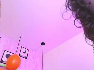 raichel live cam preview
