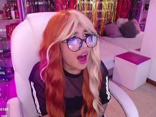 alicewalker-11 Live Webcam on CamSoda