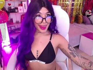 alicewalker-11 from CamSoda is Freechat