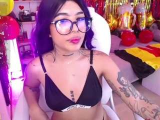 alicewalker-11 from CamSoda is Freechat