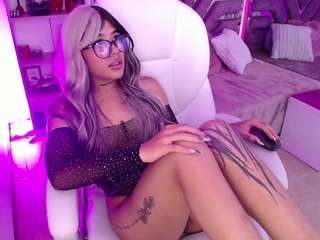 alicewalker-11 Live Webcam on CamSoda