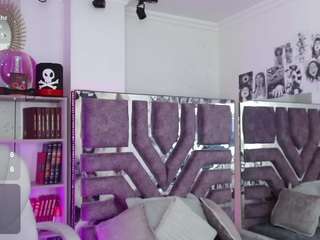  alicewalker-11 chat room