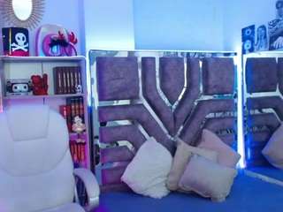 alicewalker-11 Live Webcam on CamSoda