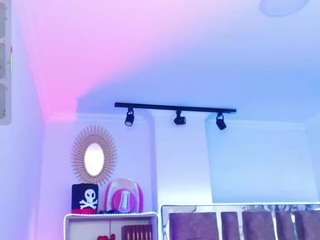 alicewalker-11 Live Webcam on CamSoda