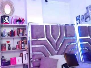 alicewalker-11's CamSoda show and profile