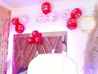 aurora-brown's CamSoda show and profile