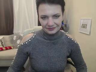 avasaturnian's CamSoda show and profile