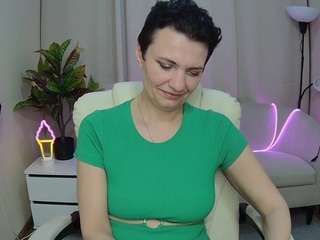 avasaturnian Live Webcam on CamSoda