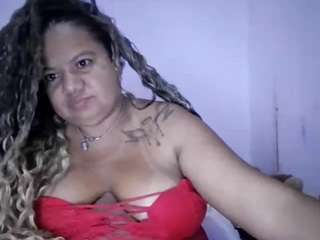 carlabrasil Live Webcam on CamSoda