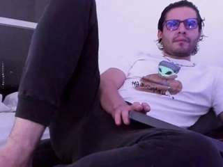 eloncoxx01