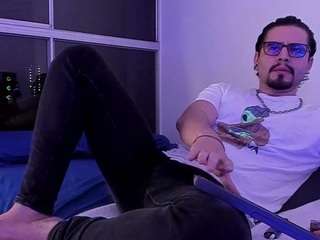 eloncoxx01 Toy live webcam