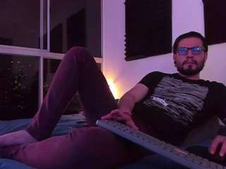 eloncoxx01