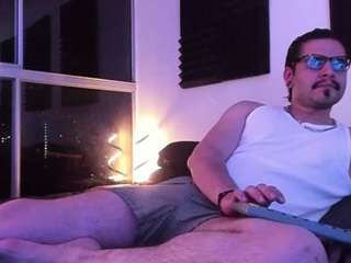 eloncoxx01