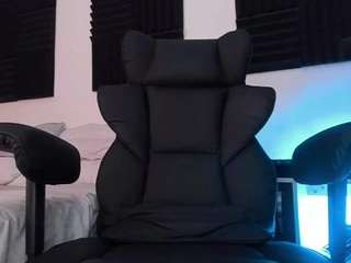 Eloncoxx01