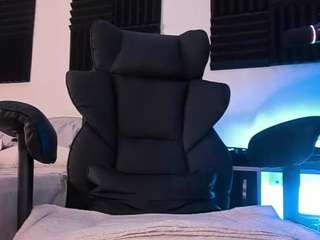 Eloncoxx01