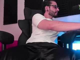 Eloncoxx01