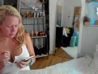 goodgurlgina webcam