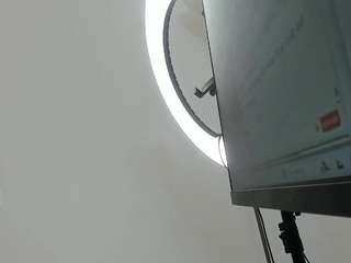 lyana-cowel webcam