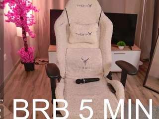 pony-claid's CamSoda show and profile