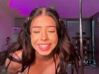 rainsworlddd Live Webcam on CamSoda