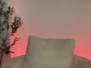 rainsworlddd Live Webcam on CamSoda
