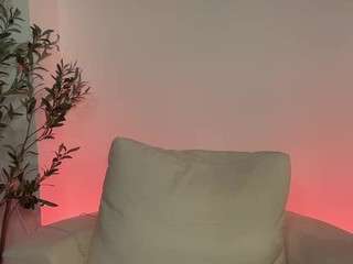 rainsworlddd Live Webcam on CamSoda