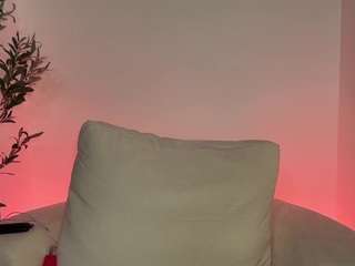 rainsworlddd Live Webcam on CamSoda