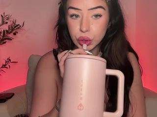 rainsworlddd Live Webcam on CamSoda