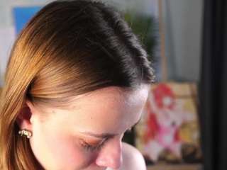 sammieafshar's CamSoda show and profile