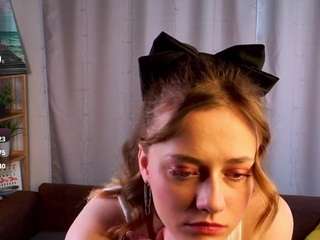 le modèle sammieafshar est en webcam porno dans un show sur le site camsoda, il possède les tags suivants: ass clapping,no drinking,young adult,teen 18,striptease,skinny,role play,no smoking,moaning,big tits,facial piercings,doggy style,cowgirl,cock rating,blue eyes,blonde hair,hd