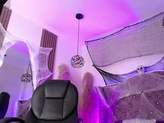 amaradavis webcam model