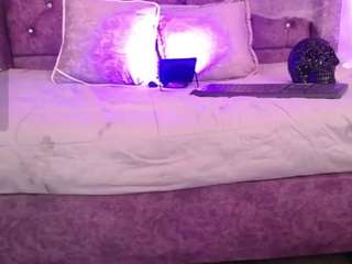 amaradavis webcam
