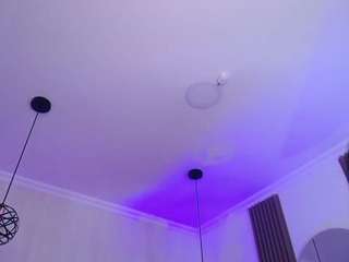 amaradavis webcam model