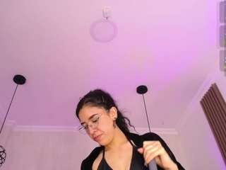 amaradavis webcam