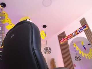 Live cam show with AmaraDavis