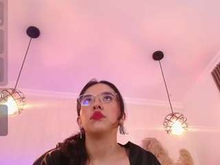 Live cam show with AmaraDavis