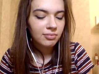 ayanabetance's CamSoda show and profile