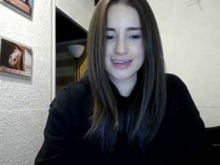 chaarlotte-johns... Live Webcam on CamSoda