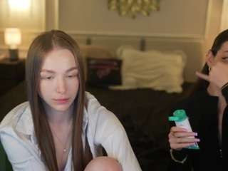 Ella054