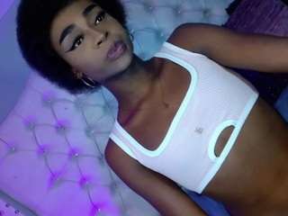 mariah-mendezz Live Webcam on CamSoda