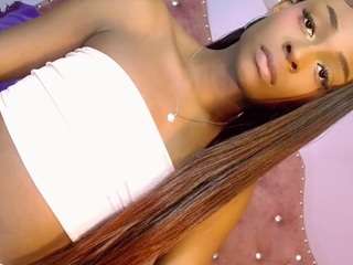 mariah-mendezz Live Webcam on CamSoda