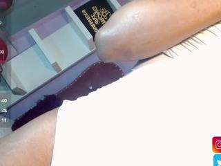 mariah-mendezz Live Webcam on {site_name}