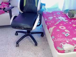 mishel-hott webcam